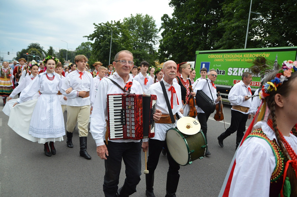 Korowód i koncert inauguracyjny XX Festiwalu EUROFOLK w obiektywie Pawła