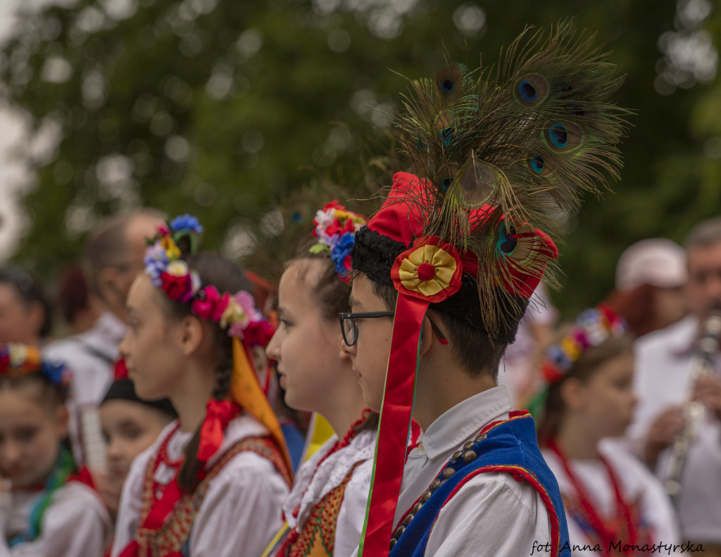 Korowód i koncert inauguracyjny XX Festiwalu EUROFOLK w obiektywie Anny