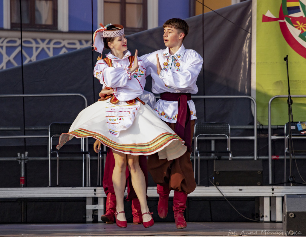XX EUROFOLK: Piątkowy koncert festiwalowy i zabawa folkowa