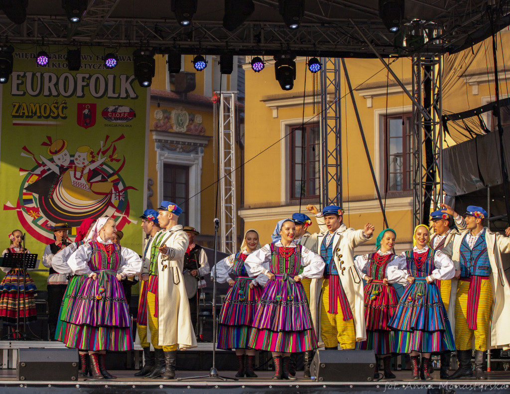XX EUROFOLK: Piątkowy koncert festiwalowy i zabawa folkowa