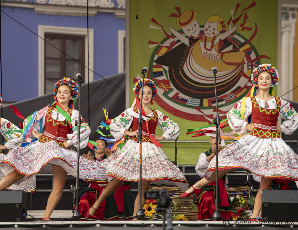 XX EUROFOLK: Piątkowy koncert festiwalowy i zabawa folkowa