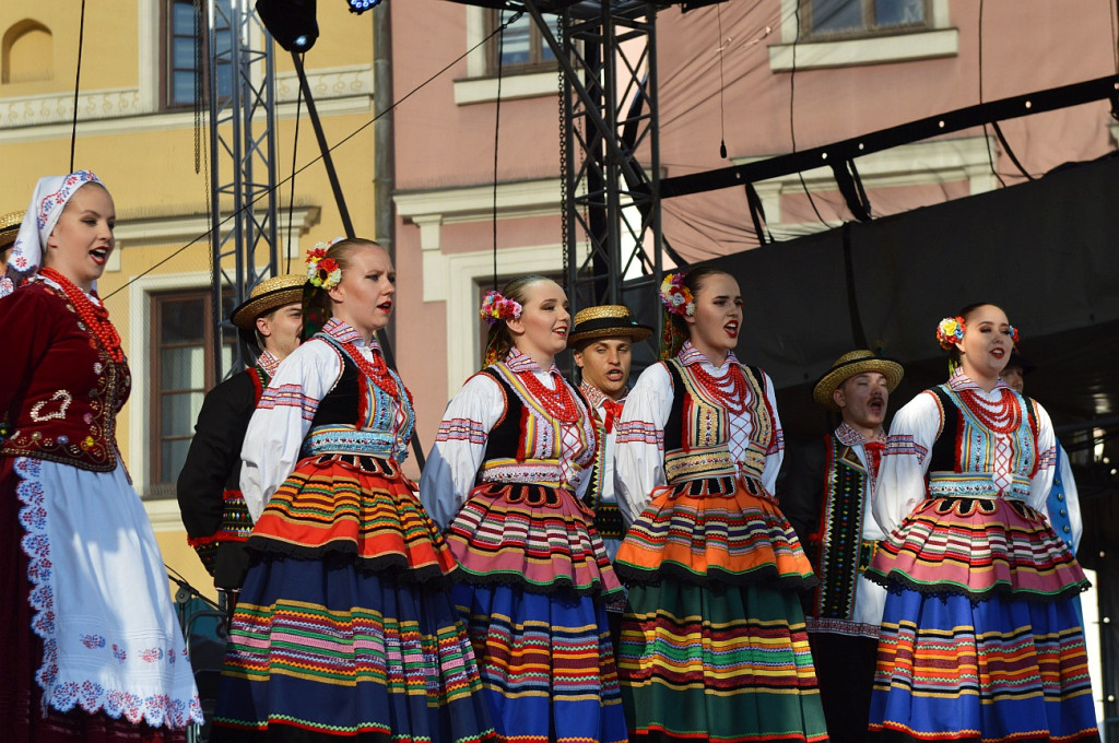 XX EUROFOLK: Zabawa folkowa porwała mieszkańców do tańca