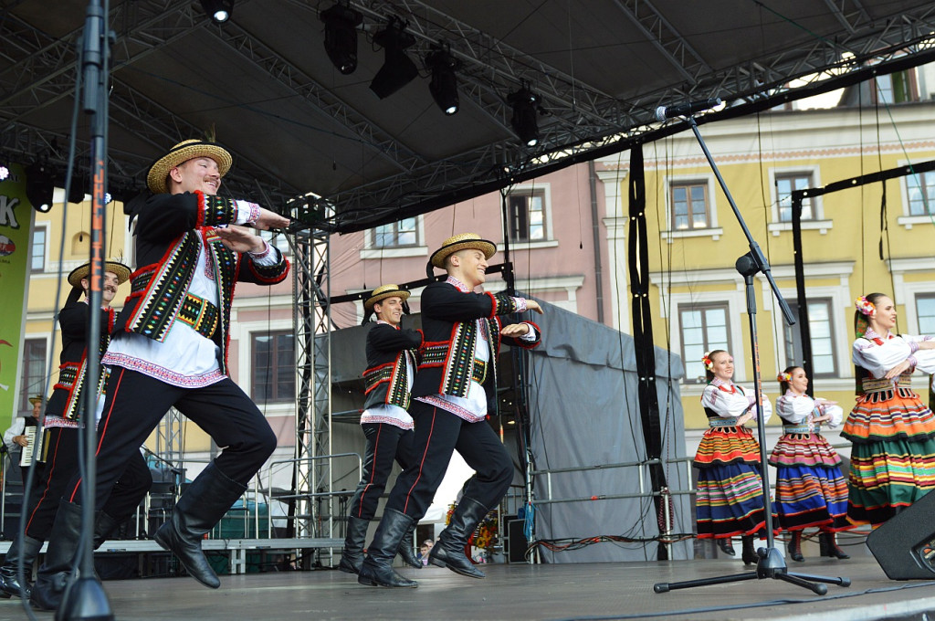 XX EUROFOLK: Zabawa folkowa porwała mieszkańców do tańca