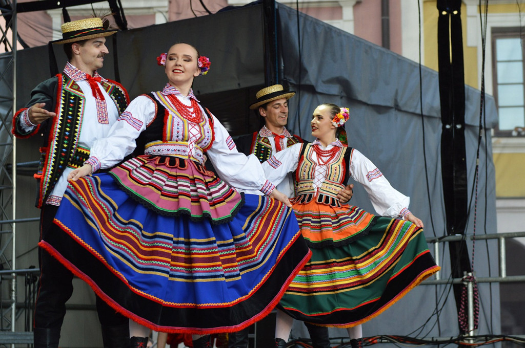 XX EUROFOLK: Zabawa folkowa porwała mieszkańców do tańca