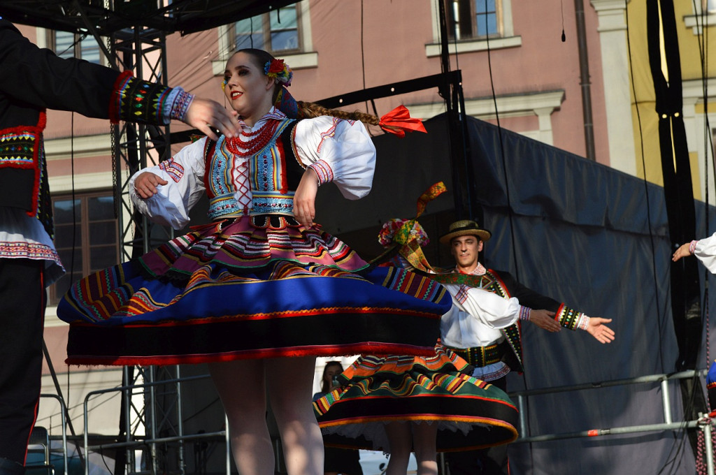 XX EUROFOLK: Zabawa folkowa porwała mieszkańców do tańca
