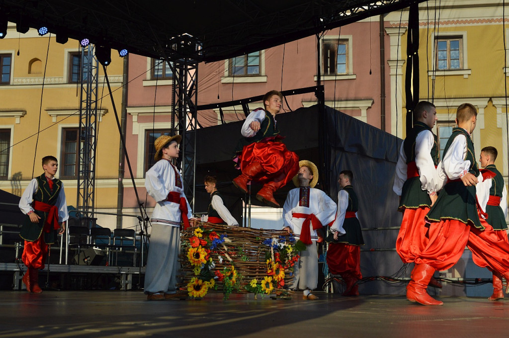 XX EUROFOLK: Zabawa folkowa porwała mieszkańców do tańca