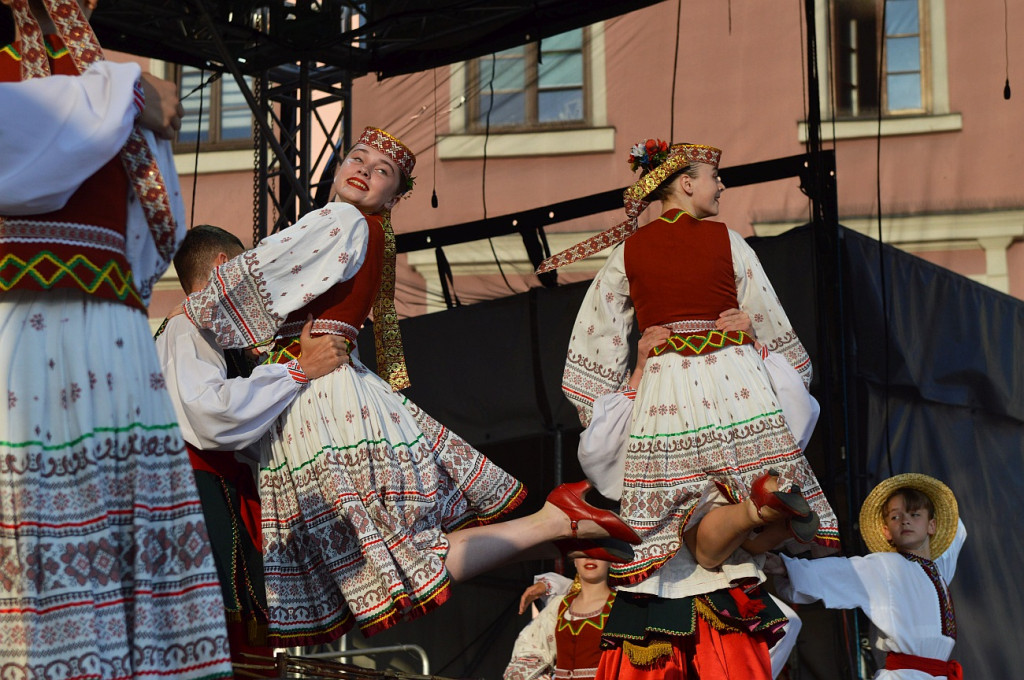 XX EUROFOLK: Zabawa folkowa porwała mieszkańców do tańca
