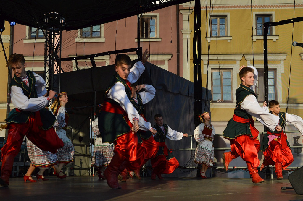 XX EUROFOLK: Zabawa folkowa porwała mieszkańców do tańca