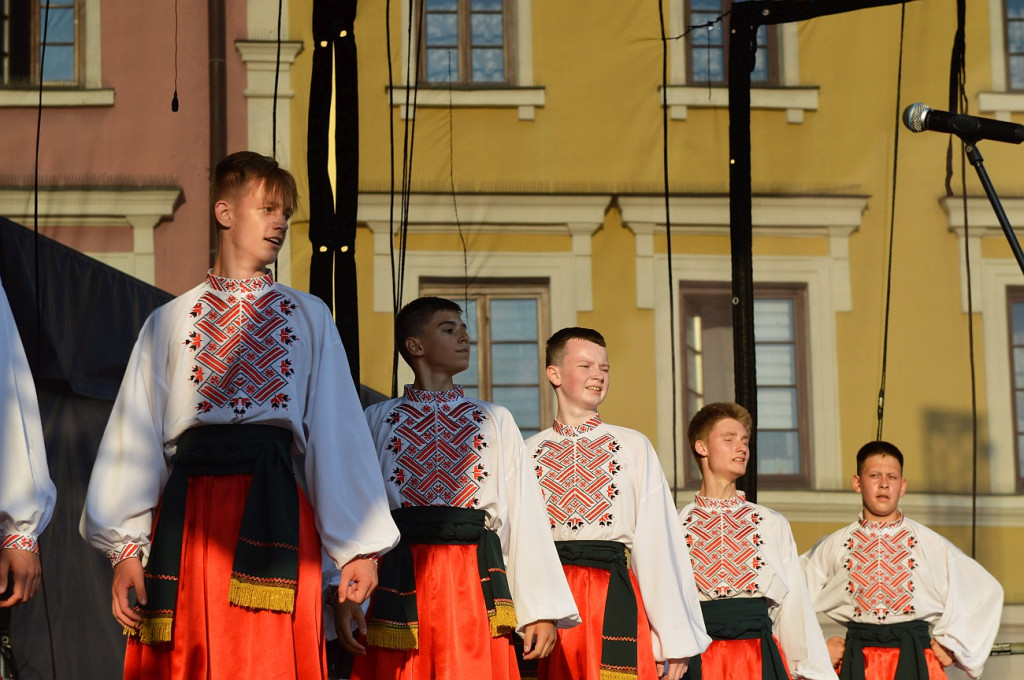 XX EUROFOLK: Zabawa folkowa porwała mieszkańców do tańca