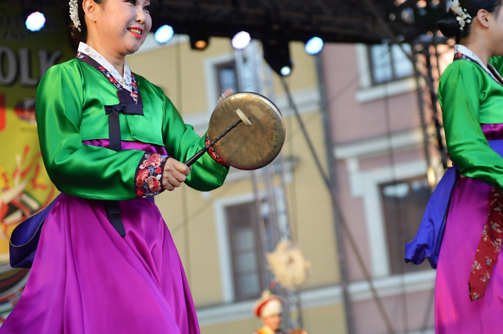 XX EUROFOLK: Zabawa folkowa porwała mieszkańców do tańca