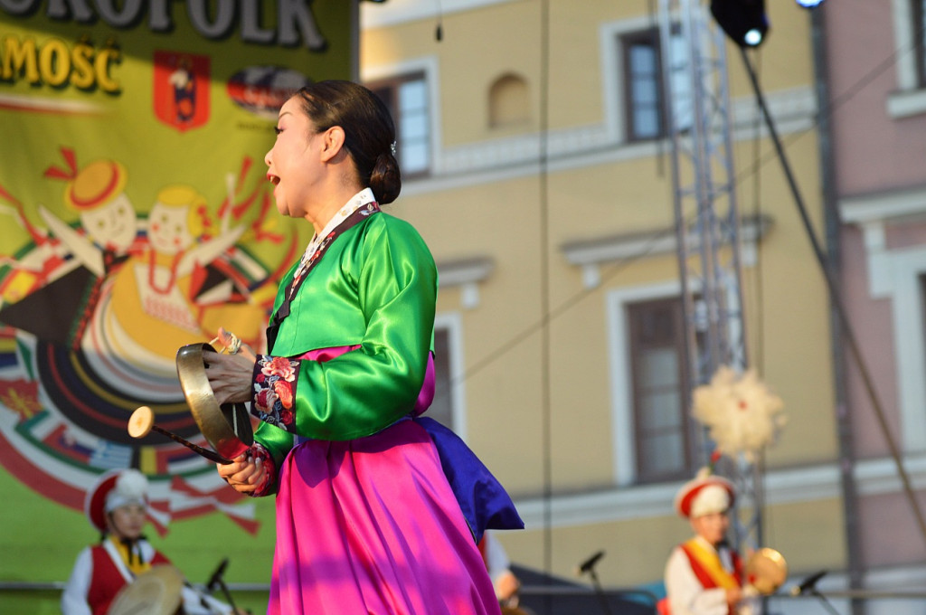 XX EUROFOLK: Zabawa folkowa porwała mieszkańców do tańca
