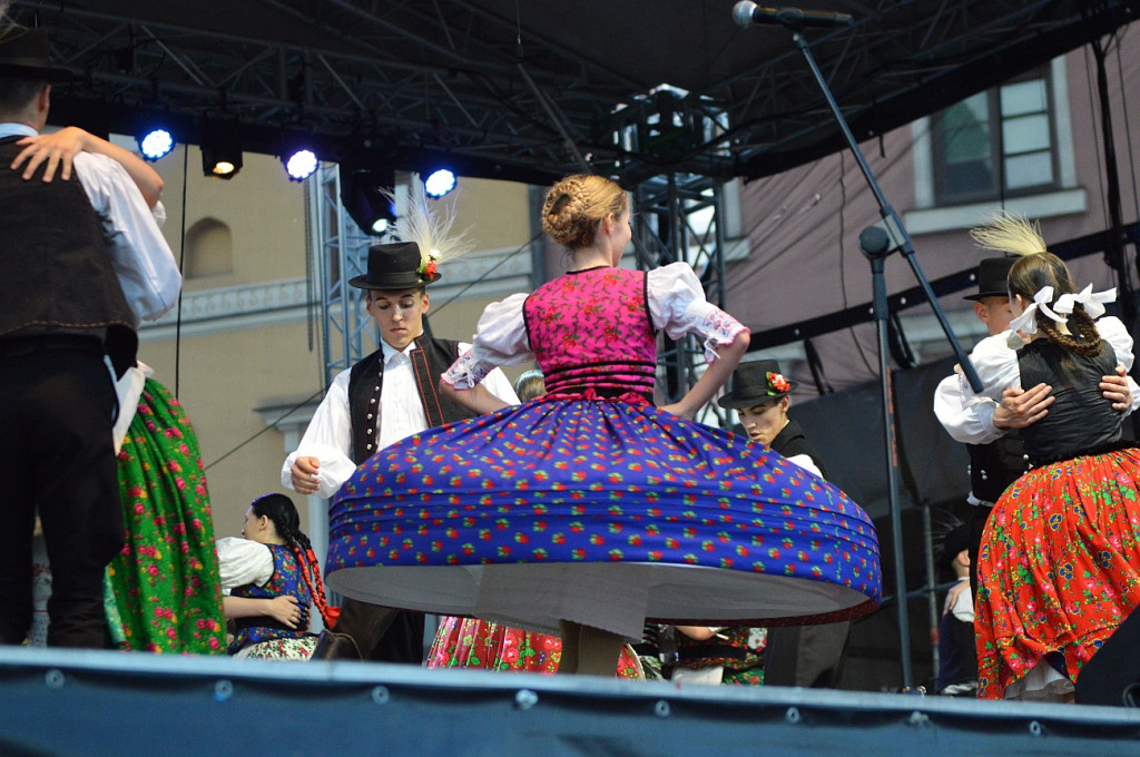 XX EUROFOLK: Zabawa folkowa porwała mieszkańców do tańca