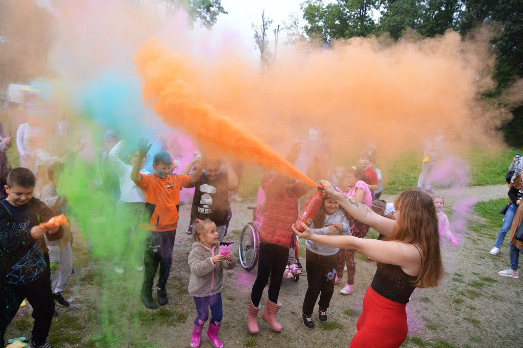 Dzień kolorów - Holi Day w Parku Miejskim