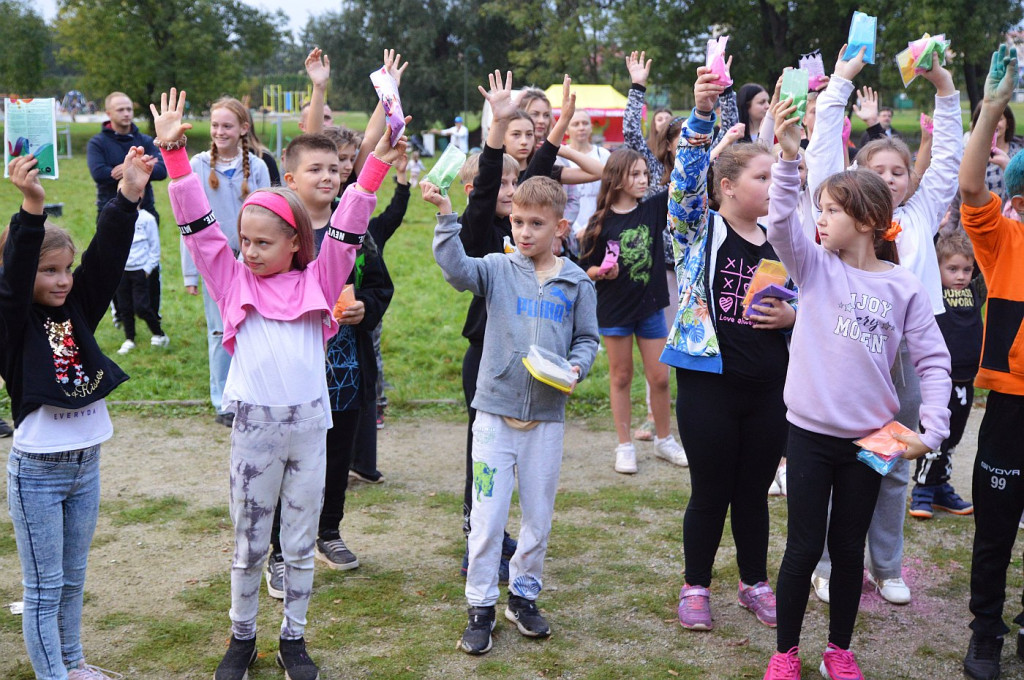 Dzień kolorów - Holi Day w Parku Miejskim