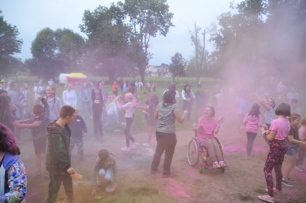 Dzień kolorów - Holi Day w Parku Miejskim