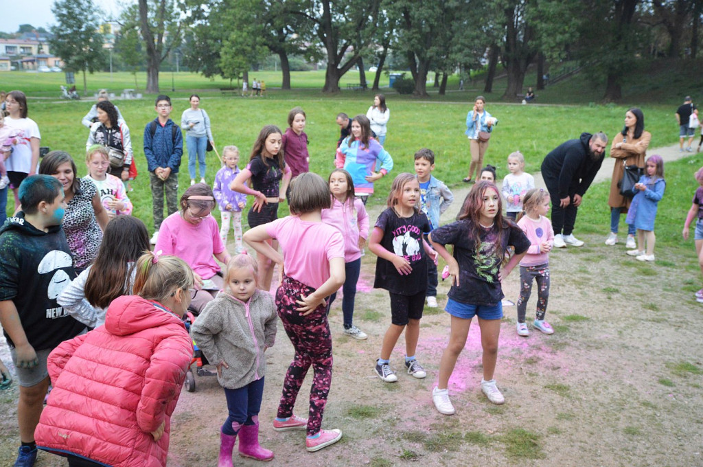 Dzień kolorów - Holi Day w Parku Miejskim