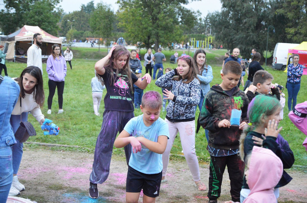 Dzień kolorów - Holi Day w Parku Miejskim