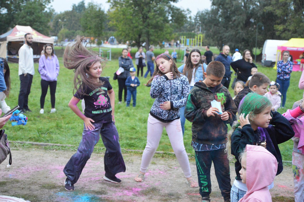 Dzień kolorów - Holi Day w Parku Miejskim