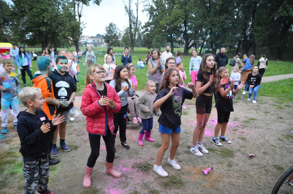 Dzień kolorów - Holi Day w Parku Miejskim