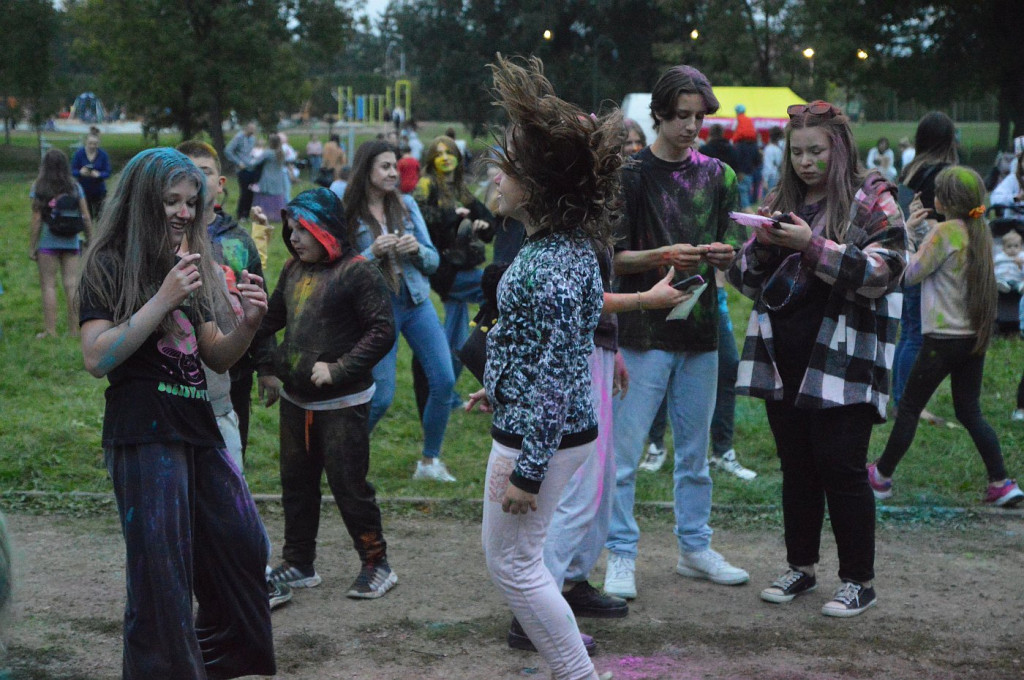 Dzień kolorów - Holi Day w Parku Miejskim