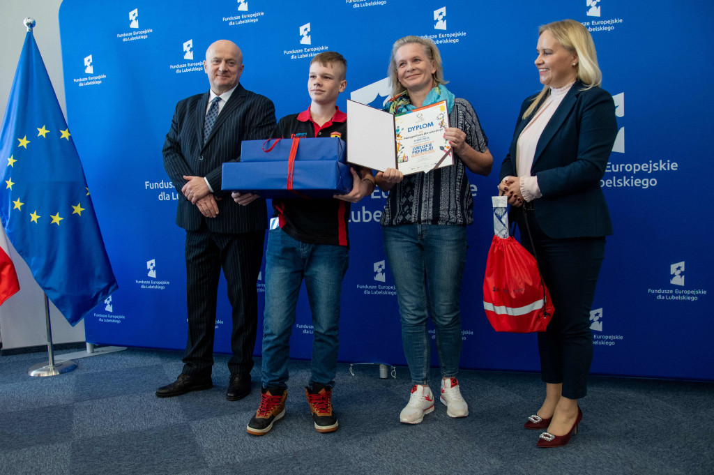 Wręczenie nagród w konkursie plastycznym o Funduszach Europejskim