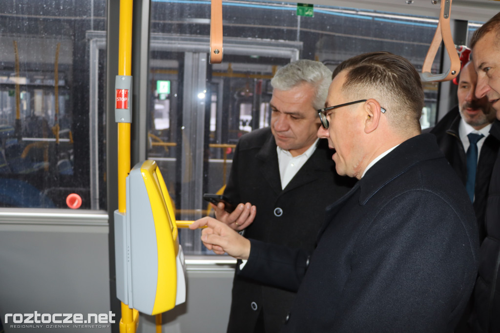 Spółka MZK odebrała 14 autobusów elektrycznych marki MAN