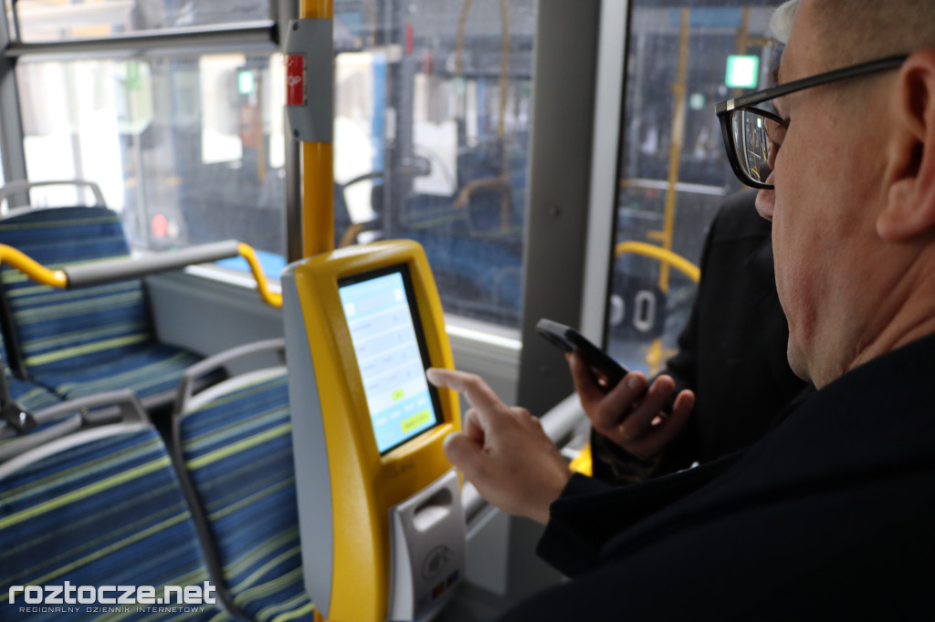 Spółka MZK odebrała 14 autobusów elektrycznych marki MAN