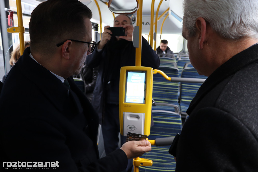 Spółka MZK odebrała 14 autobusów elektrycznych marki MAN