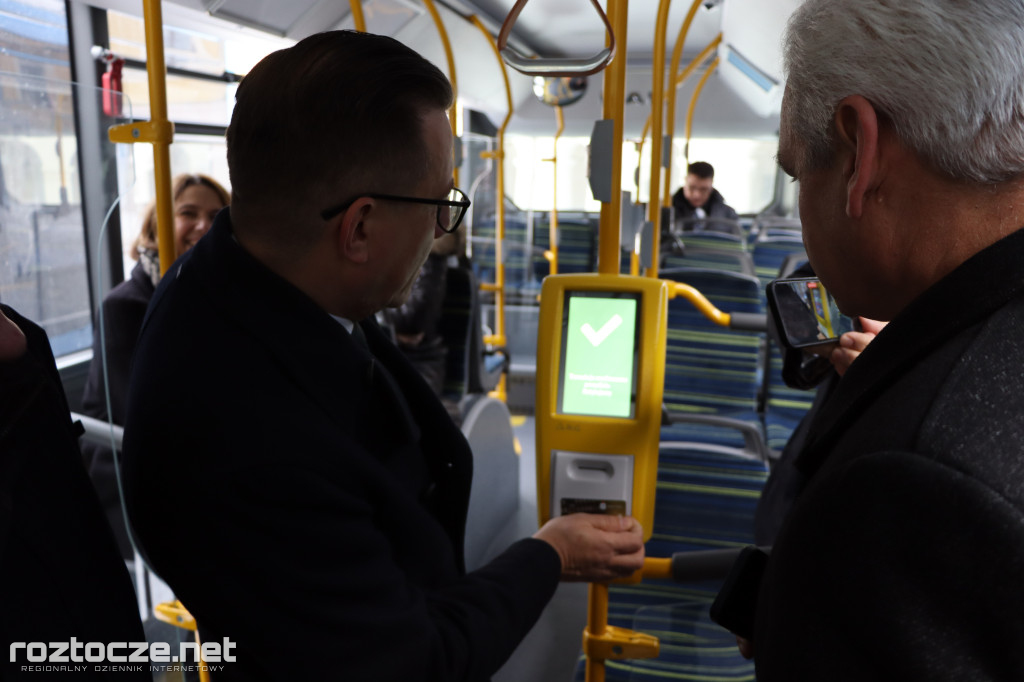 Spółka MZK odebrała 14 autobusów elektrycznych marki MAN