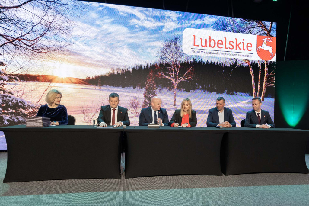 Podpisanie umów z Lokalnymi Grupami Działania (LGD) z województwa lubelskiego