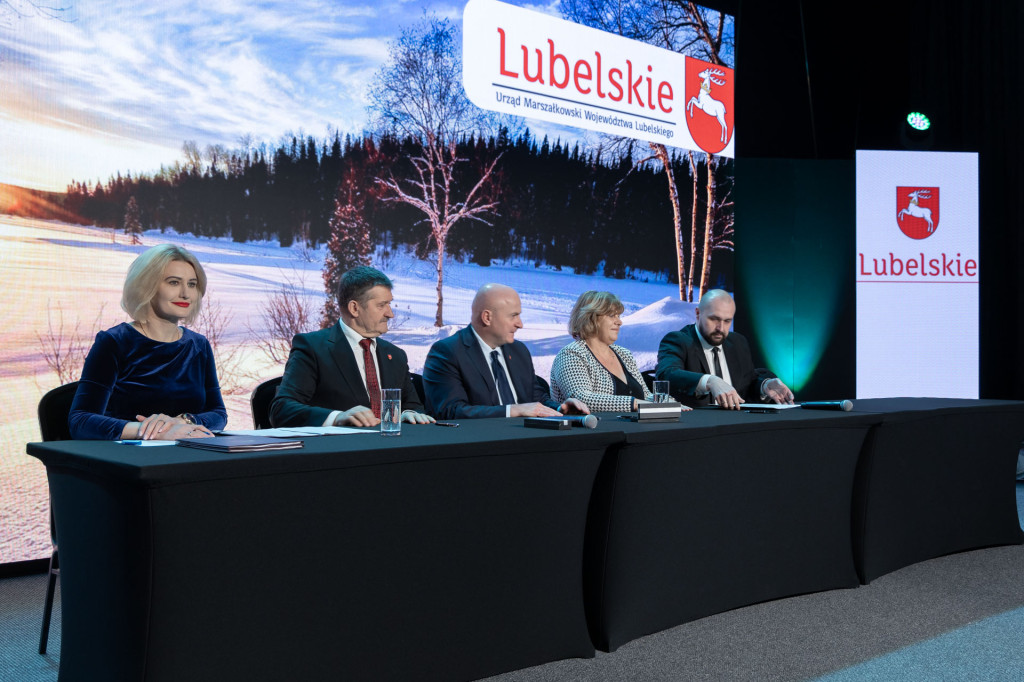Podpisanie umów z Lokalnymi Grupami Działania (LGD) z województwa lubelskiego