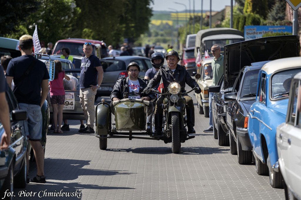 Roztoczańskie Muzeum PRL zaprosiło do Zamościa miłośników starych samochodów i motocykli