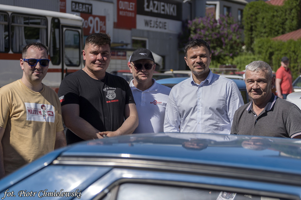 Roztoczańskie Muzeum PRL zaprosiło do Zamościa miłośników starych samochodów i motocykli