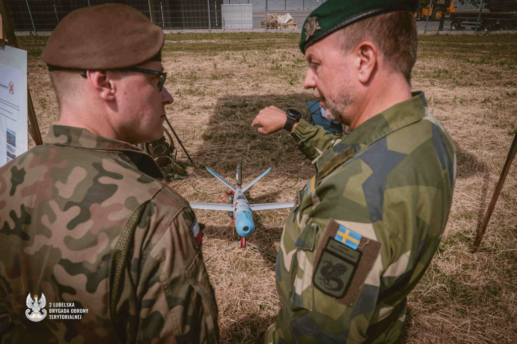 Wizyta delegacji Hemvärnet w dowództwie 2 LBOT