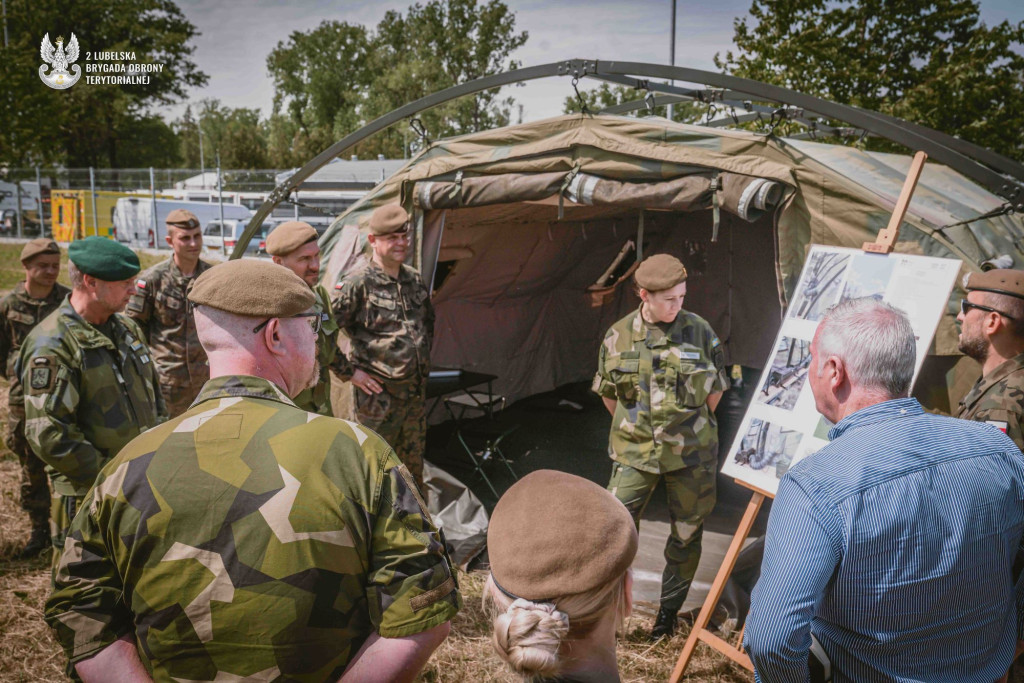 Wizyta delegacji Hemvärnet w dowództwie 2 LBOT