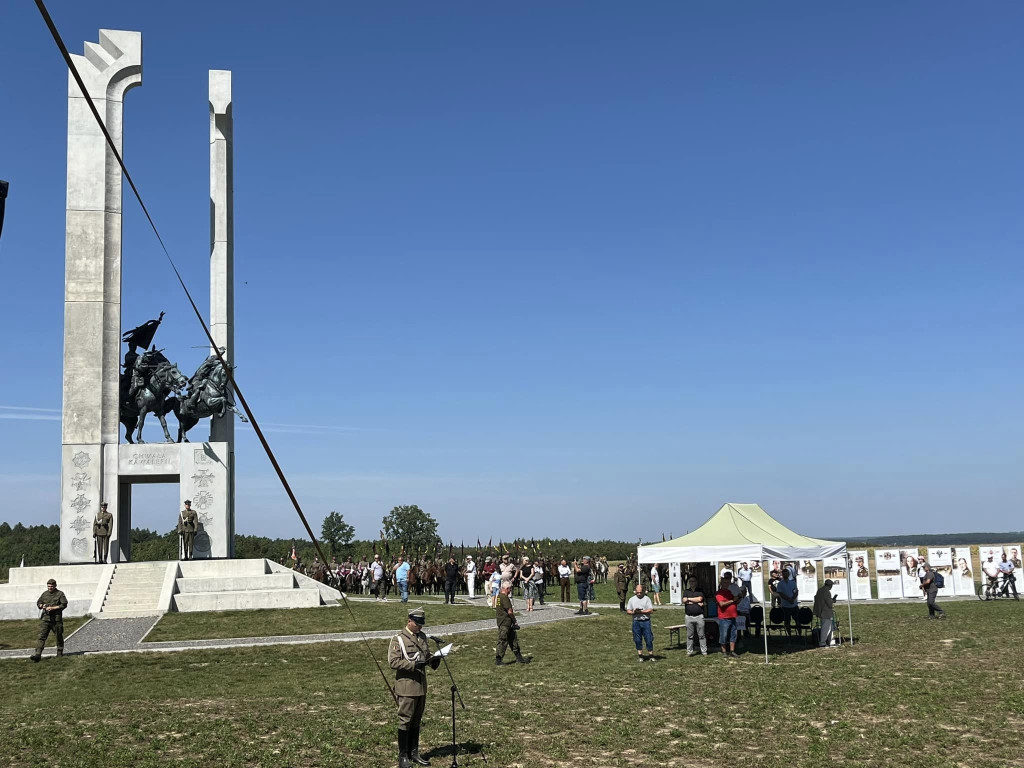 104. rocznica Bitwy pod Komarowem: Mieszkańcy świętowali tę wyjątkową uroczystość!