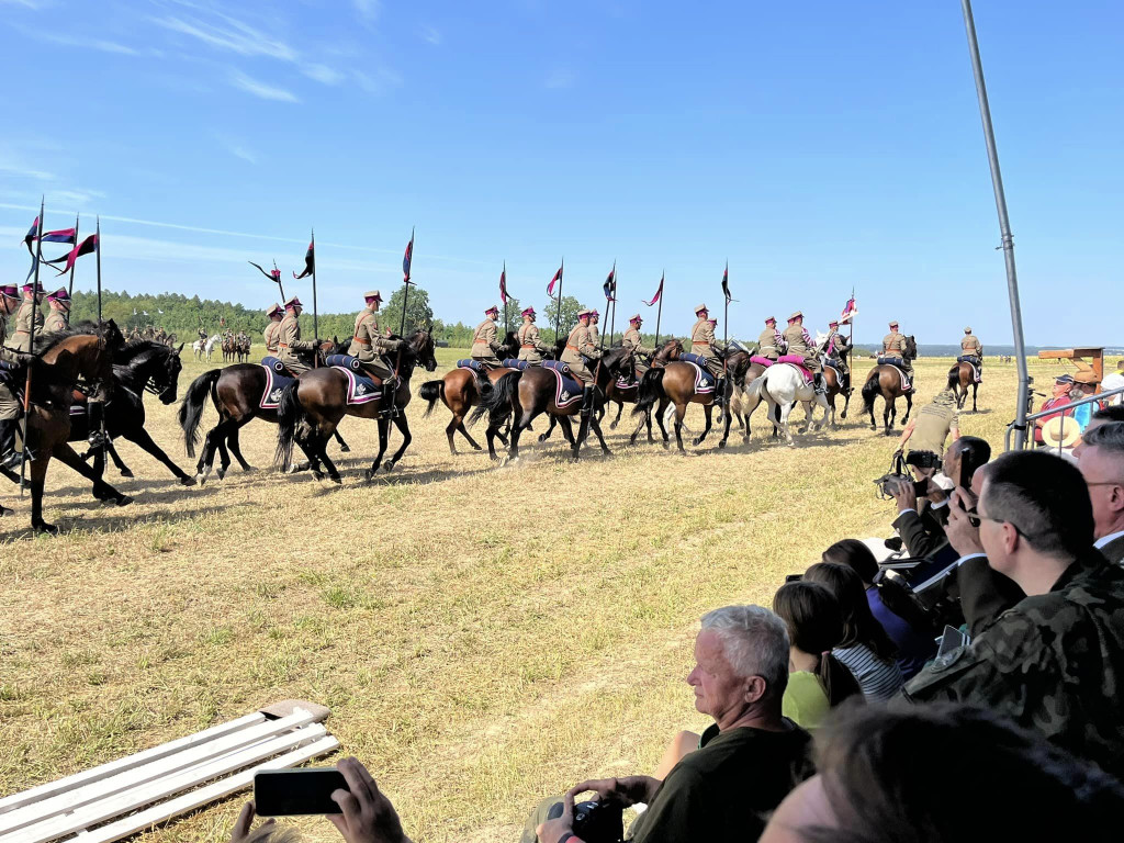 104. rocznica Bitwy pod Komarowem: Mieszkańcy świętowali tę wyjątkową uroczystość!