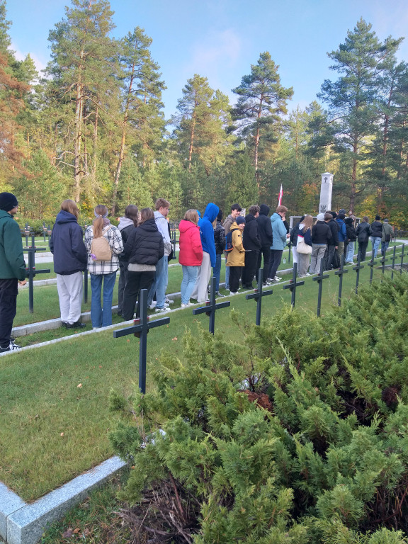 Uczniowie ONZ-etu szlakiem walk partyzanckich