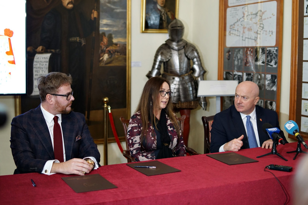 Porozumienie o współpracy Zamku w Janowcu z Fundacją Książąt Lubomirskich