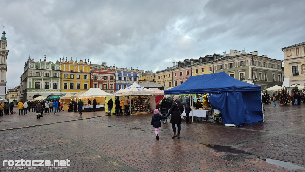 „Bądźmy wszyscy razem” świątecznie w Zamościu