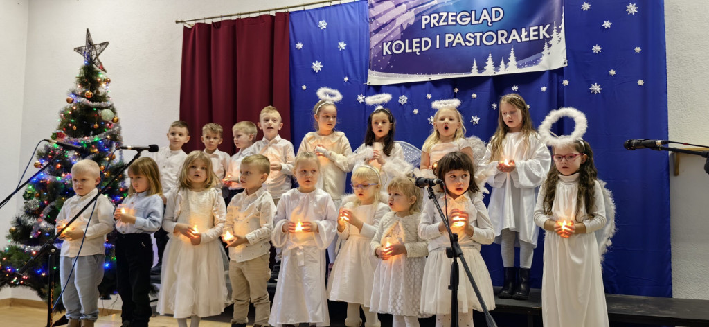 Gminny Przegląd Kolęd i Pastorałek w Łabuniach