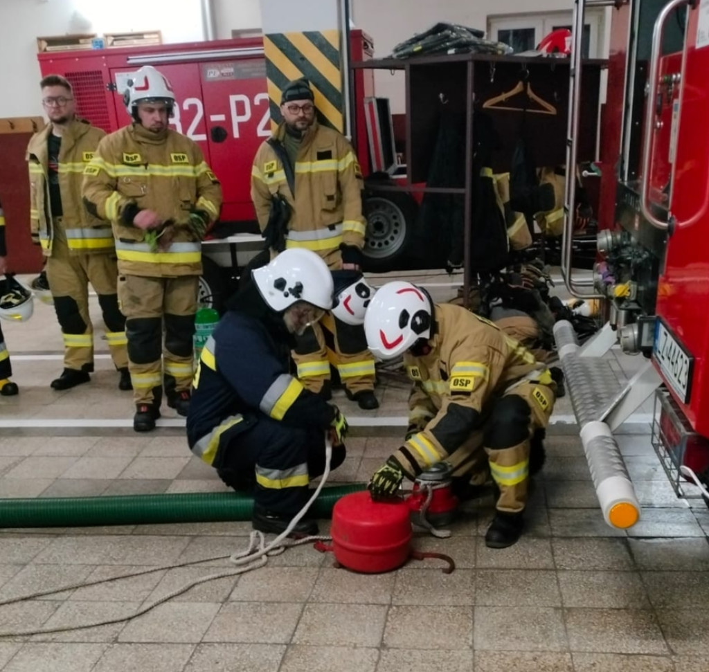 Powiat zamojski. Druhowie strażacy z uprawnieniami