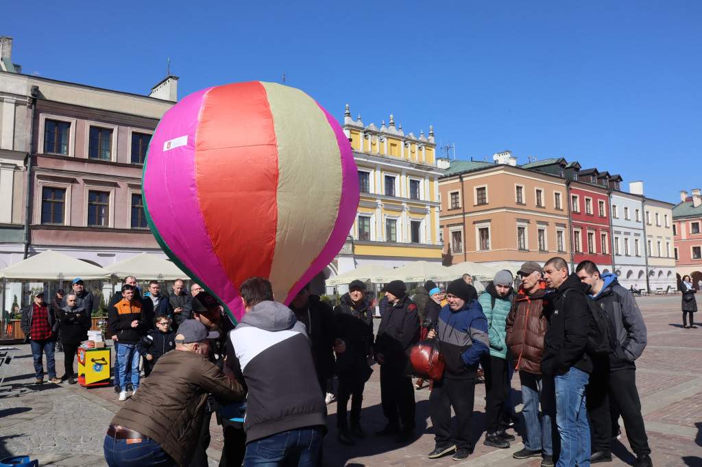 23. zawody balonów na gorące powietrze na Rynku Wielkim