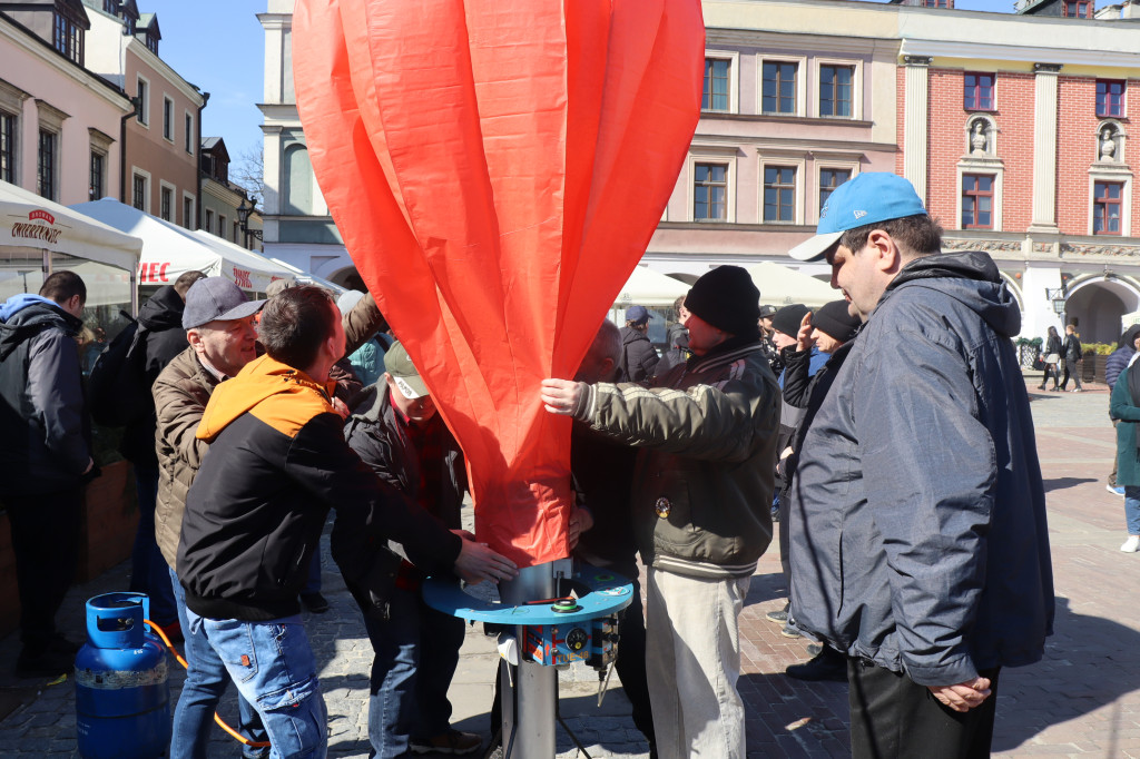 23. zawody balonów na gorące powietrze na Rynku Wielkim