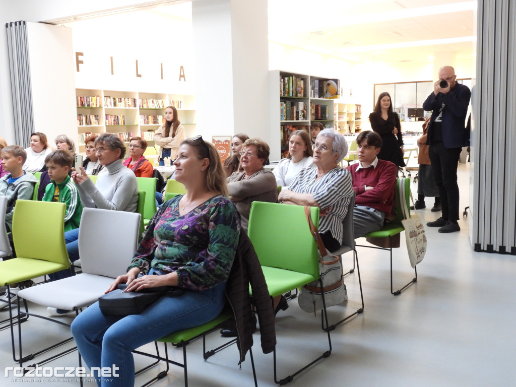 Kuba Mróz koncertowo podsumował Tydzień Bibliotek