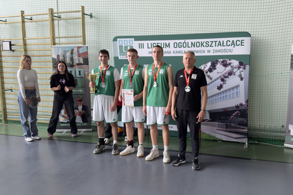 Zamość. Finał licealiady w koszykówce