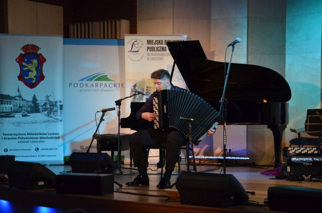 Koncert Janowi Pawłowi II w Lubaczowie