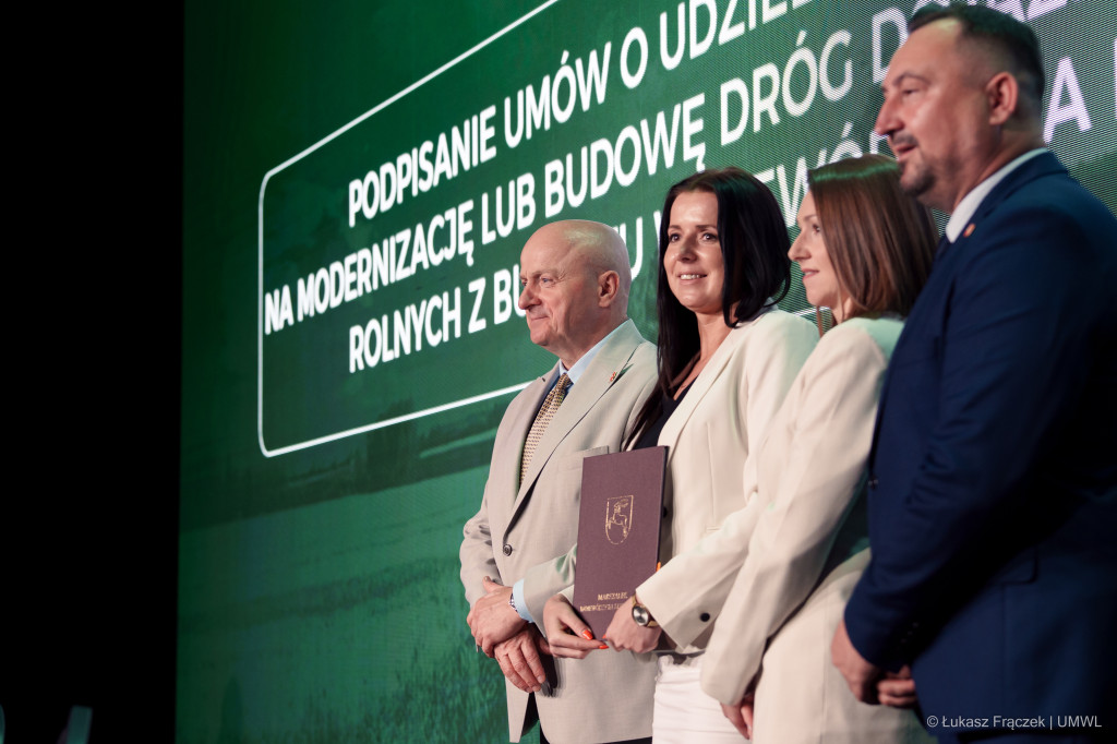 Dotacje celowe na drogi do gruntów rolnych