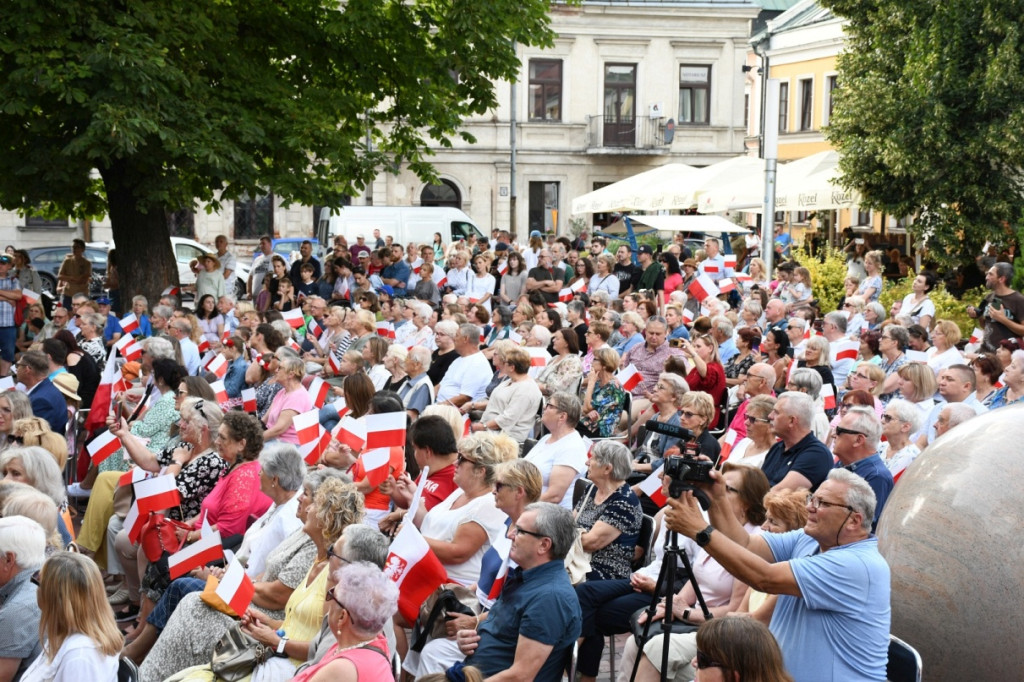 Obchody 1 sierpnia 2025 w Zamościu