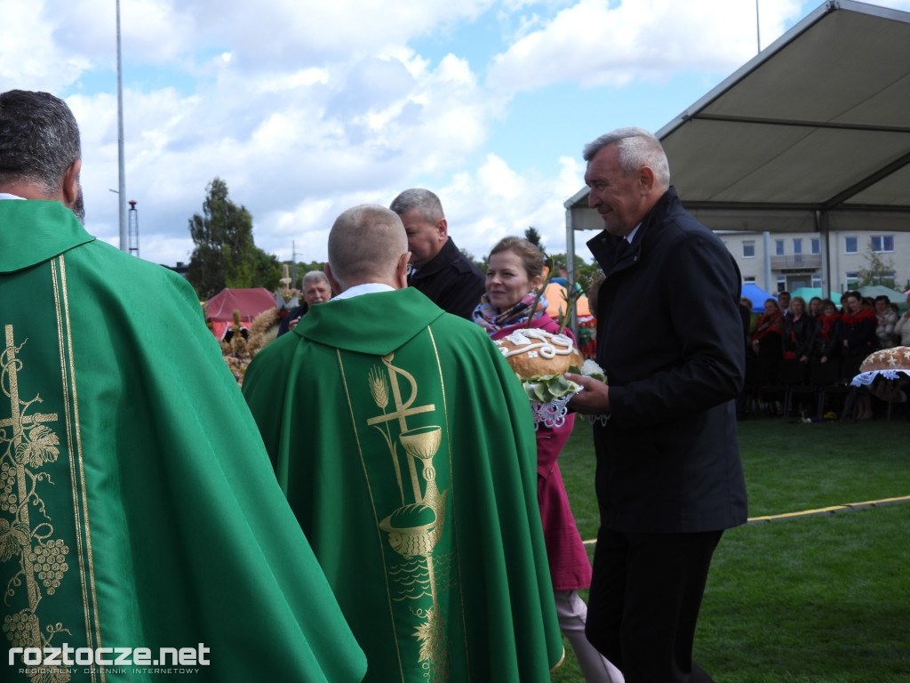 Dożynki Powiatowo-Gminne w Łabuniach cz. 1